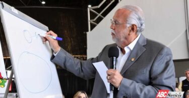 Con desazolve del río Mololoa, se protegerá la vida y patrimonio de las y los nayaritas: Miguel Ángel Navarro