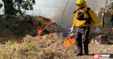 Concluye con éxito quema prescrita en el cerro de Sangangüey