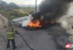 Sofocan Bomberos de Nayarit incendio de un poste en Compostela