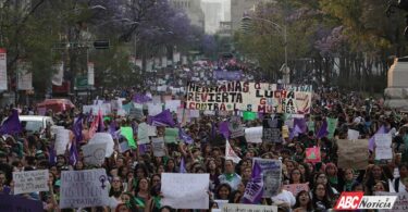 Celebrando el Día de la Mujer