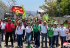 Las calles de Estancia de los López se pintaron de verde mientras que los habitantes saludaban a los candidatos de la alianza “Sigamos Haciendo Historia”