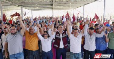 Deportistas y sus familias de Valle de Banderas se la juegan con Héctor Santana