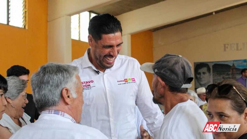 Gustavo Ayón se reúne con líderes ejidales de Carrillo Puerto quienes le dan su respaldo