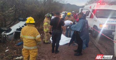 Servicios de emergencias atienden hecho de tránsito en Huajicori