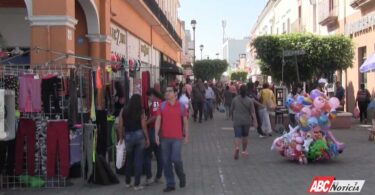 CON PRECAUCIÓN… La capital nayarita es eminentemente comerciante