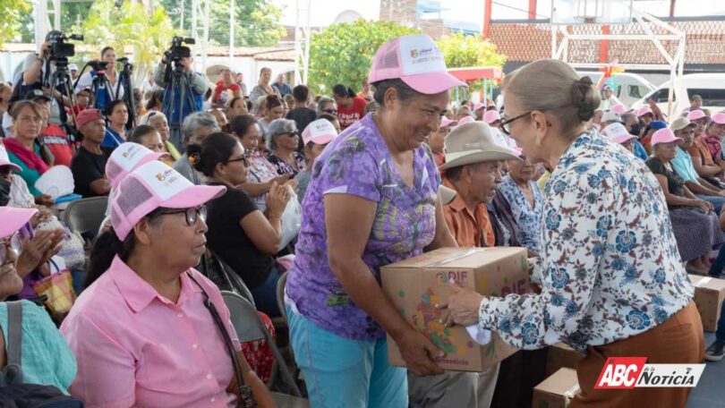 Continúa Latidos del Corazón fortaleciendo la economía y salud de las familias nayaritas