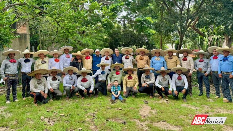 Todo el apoyo a la charrería en Bahía de Banderas: Héctor Santana