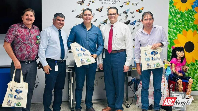 Visita del presidente municipal electo de Bahía de Banderas, Héctor Santana, al centro de reciclaje de la ciudad de McAllen, Texas