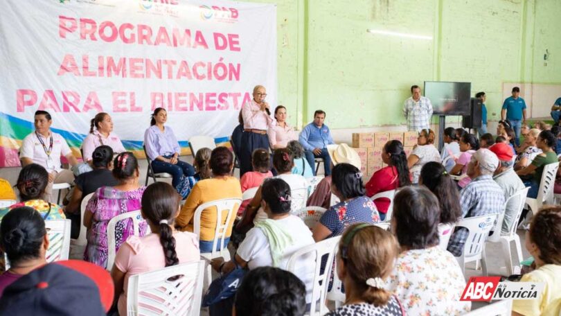 Acaponeta agradece a Beatriz Estrada por su apoyo y compromiso