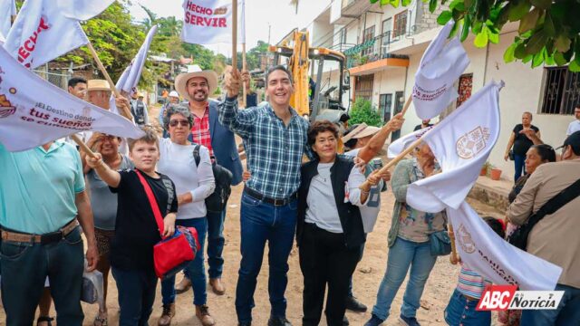 Continúa Héctor Santana con obra pública en Bahía de Banderas