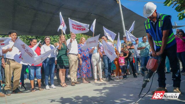 Héctor Santana arranca construcción de domo en Santa Rosa Tapachula