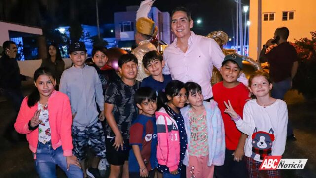 Héctor Santana cierra con éxito las celebraciones del Día de Reyes en Bahía de Banderas