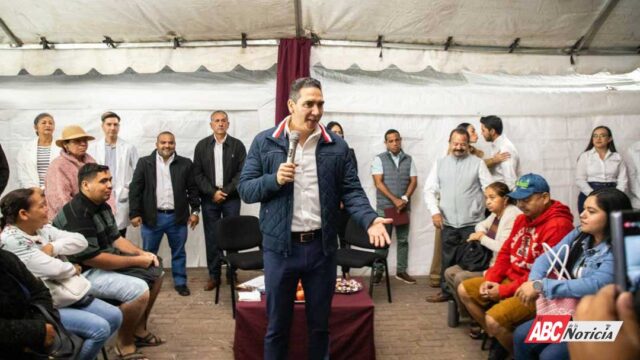 Héctor Santana acerca el gobierno a la gente con la Audiencia Ciudadana en San Pancho