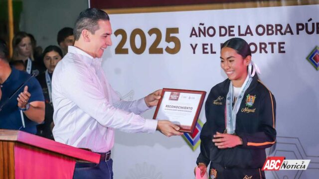 Héctor Santana cumple: más deporte, obras y apoyo a la gente en Bahía de Banderas