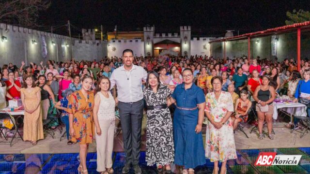 Con más de mil asistentes, Compostela celebra en grande a las madres