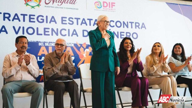 Miguel Ángel Navarro y Beatriz Estrada presentan Estrategia Estatal contra la Violencia de Género