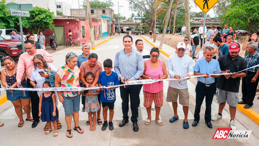 Con hechos y no con palabras, Héctor Santana transforma La Cruz de Huanacaxtle