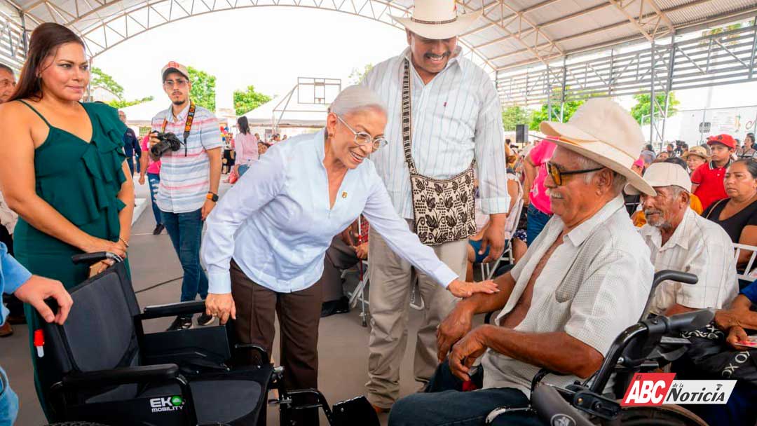 Acerca Beatriz Estrada más de 6 mil 500 apoyos y servicios a comunidades alejadas de Ruiz