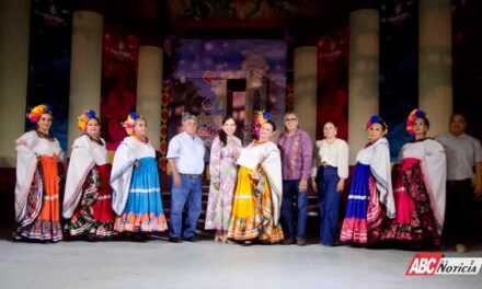 Brilla el Foro Cultural con la presencia de Jala y San Pedro Lagunillas en la Feria del Elote Xalisco 2025