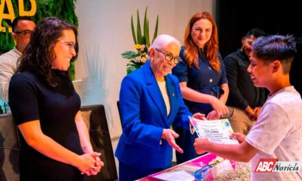 Clausura Beatriz Estrada los Cursos de Verano CECAP DIF 2025