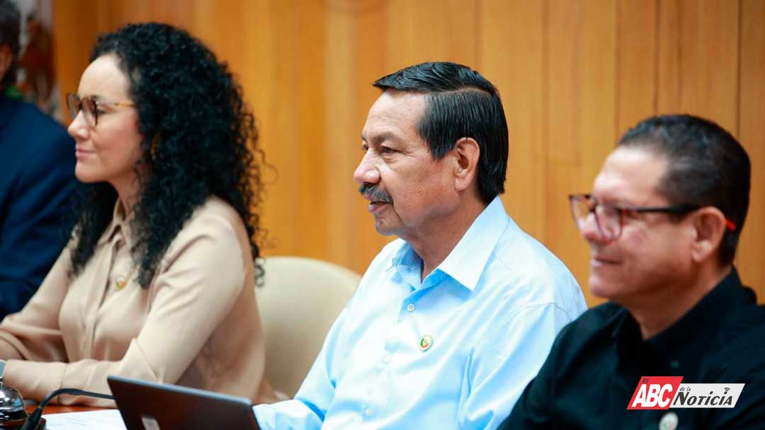 Elige Diputación Permanente integrantes de la Mesa Directiva