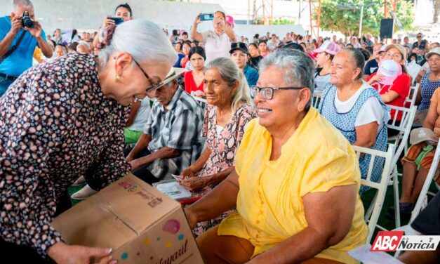 En Tecuala, Beatriz Estrada escribe nuevas historias de esperanza con Latidos del Corazón
