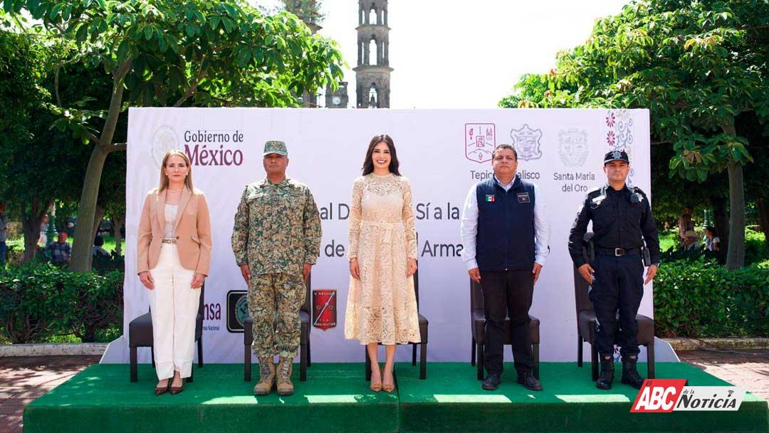 Geraldine impulsa la paz en Tepic con la Campaña de Desarme 2025