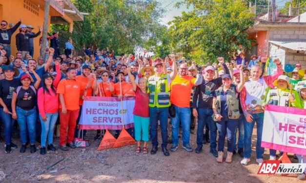 Héctor Santana lidera jornada de Limpiatón en Mezcales