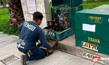 Restablecen alumbrado público en el fraccionamiento Alborada de Xalisco
