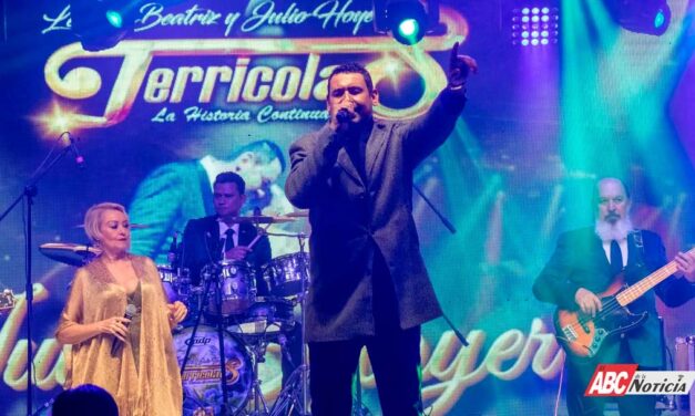 Romance y nostalgia en la Feria del Elote Xalisco 2025 con Los Terrícolas de Lenny’s Beatriz