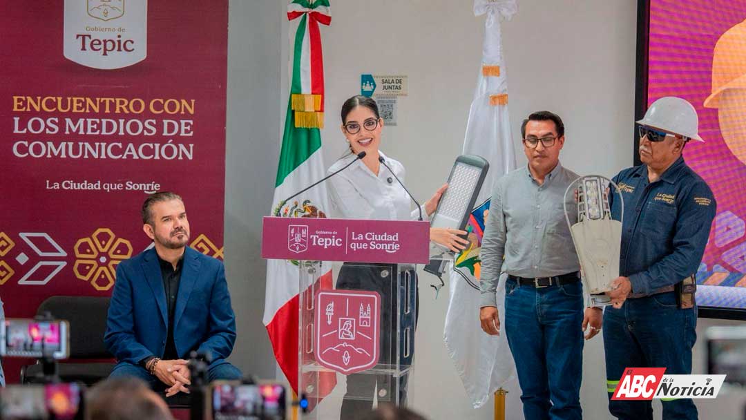 Antes de Geraldine Tepic tenía 3 mil luminarias, ahora hay 29 mil