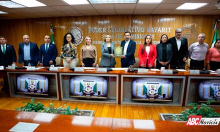 Recibe Cámara de Diputados el IV Informe de Gobierno