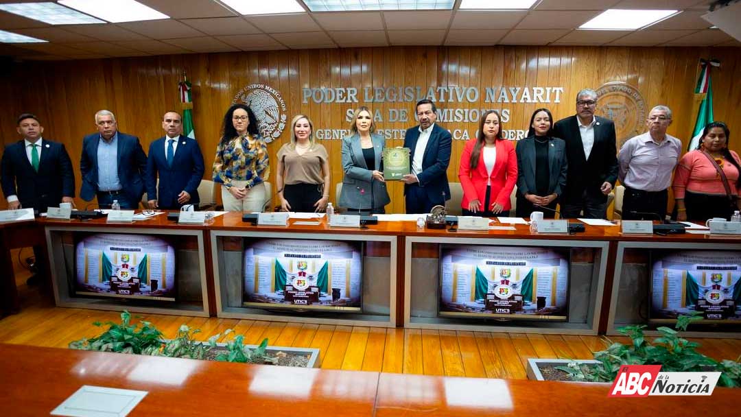 Recibe Cámara de Diputados el IV Informe de Gobierno