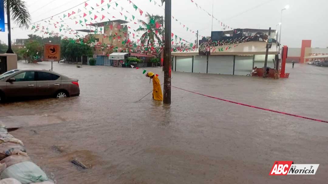 ​Fuerte lluvia deja incidentes y afectaciones en Bahía de Banderas