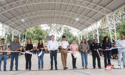 Héctor Santana cumple compromiso con la educación y fortalece la infraestructura educativa con nueva techumbre
