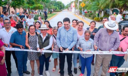 Héctor Santana entrega la primera etapa de la Avenida México en Valle Dorado