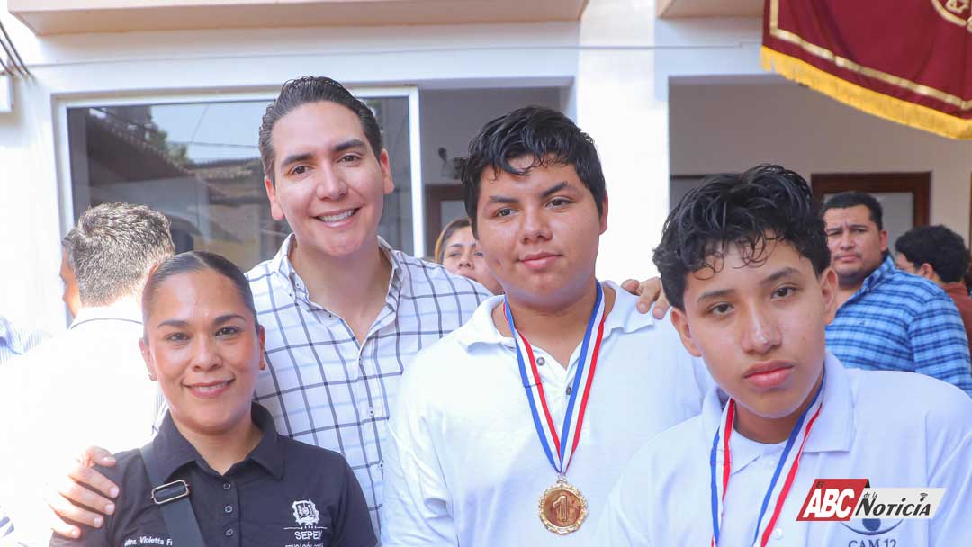 Héctor Santana impulsa la inclusión con la Feria de la Discapacidad 2025