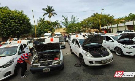 Inicia Operativo de Verificación Vehicular 2026 para taxis en Nayarit