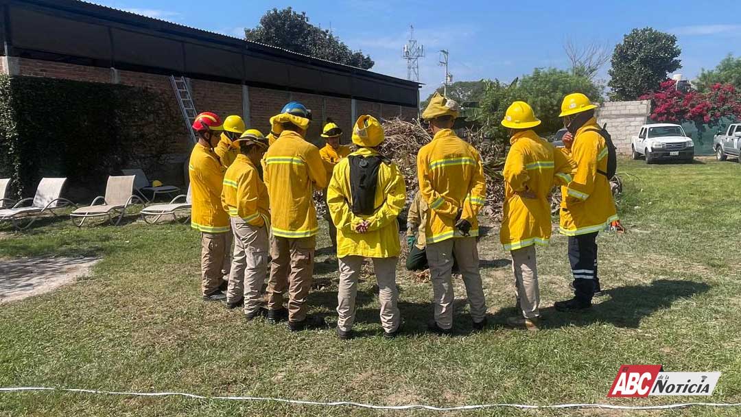 Bahía de Banderas, sede del primer campamento internacional de bomberos en México