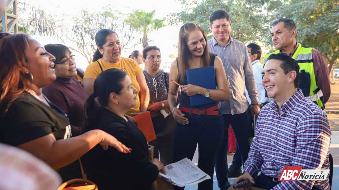 Héctor Santana encabeza la tercer Audiencia Ciudadana del año en Valle Dorado