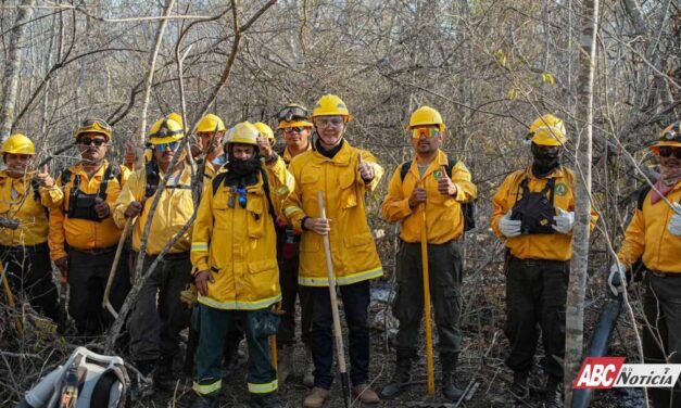 Brigada interinstitucional refuerza labores para sofocar incendio en La Cruz de Huanacaxtle