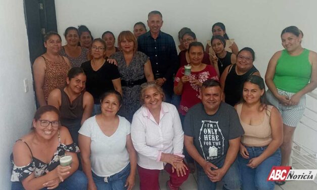 Concluye con éxito curso gratuito de velas artesanales en San Juan de Abajo