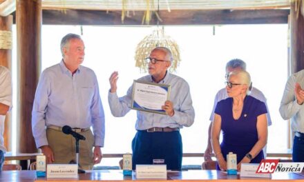 Fortalece Miguel Ángel Navarro coordinación con empresarios de Punta de Mita