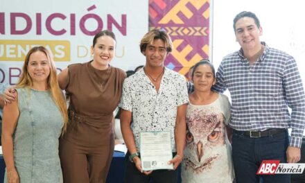 Gobierno Municipal de Bahía de Banderas garantiza derecho a la identidad de joven surfista