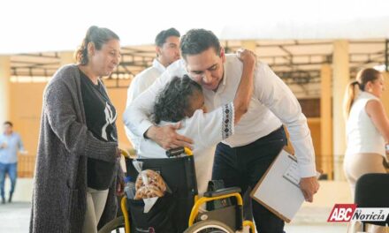 Héctor Santana reafirma su compromiso con la atención directa a la ciudadana