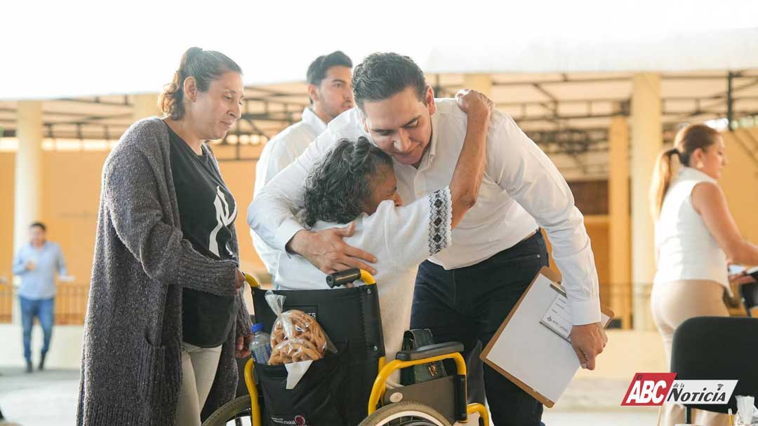 Héctor Santana reafirma su compromiso con la atención directa a la ciudadana