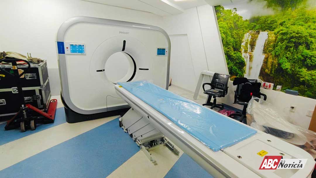 Instala Miguel Ángel Navarro tomógrafo de última generación en Hospital de Jesús María