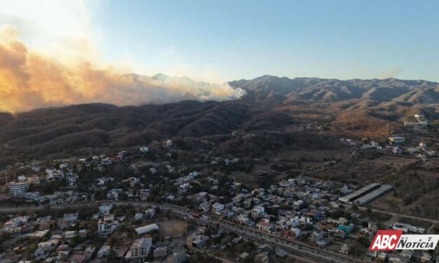 Protección Civil y corporaciones federales refuerzan labores para sofocar incendios en Bahía de Banderas