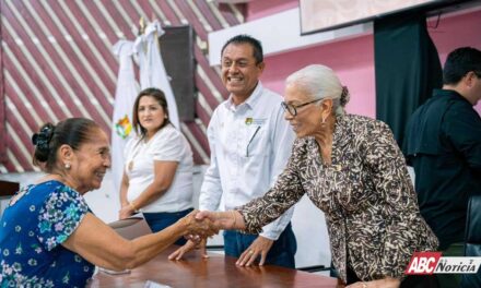 Beatriz Estrada abre caminos de aprendizaje y esperanza para personas con rezago educativo