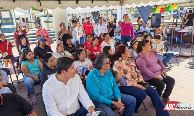 Exitosa participación de 32 escuelas en la Expo Agrícola 2da edición en Xalisco